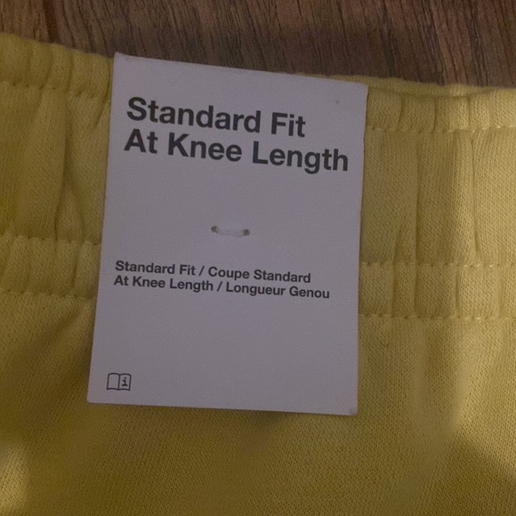 Brand new yellow Nike shorts. L - Picture 3 of 3